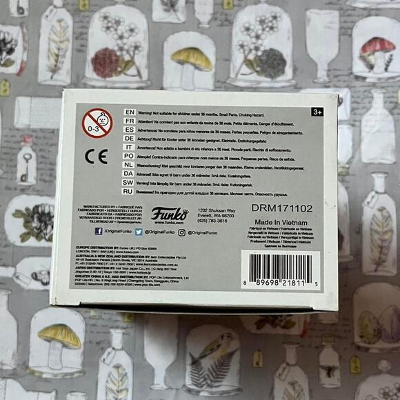 Funko pop evil lyn 2017 - Picture 6 of 7